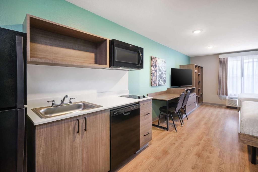 Standard Kitchen Cabinet
